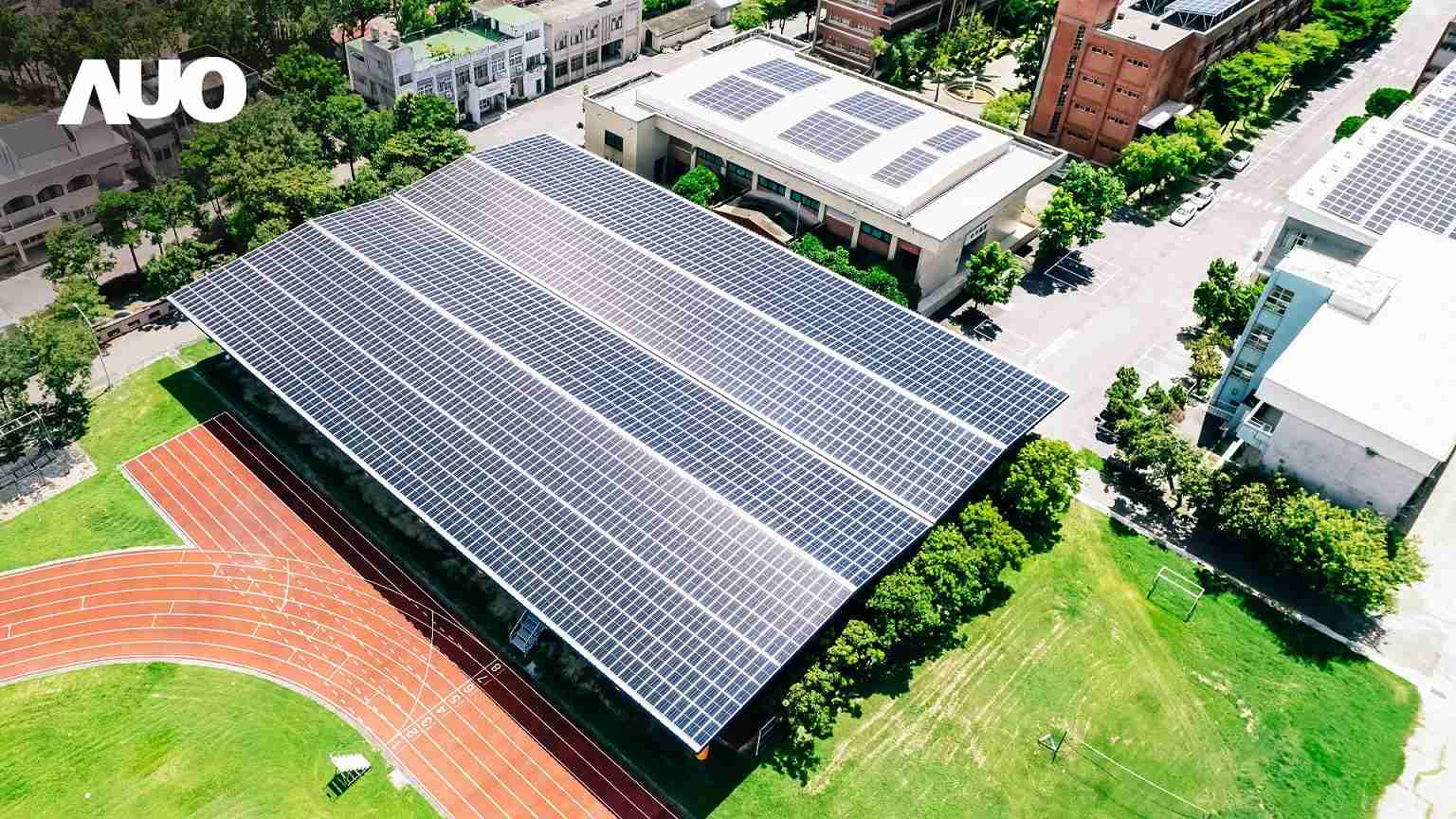 OBPaySunSteel光电整合型浪板具备快速安装、、、、轻量化优势,,,可提升15%发电效能,,,,通过国际IEC与台湾VPC认证安全、、、、防漏、、、耐候标准